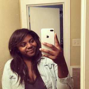 Meet your Posher, Briana